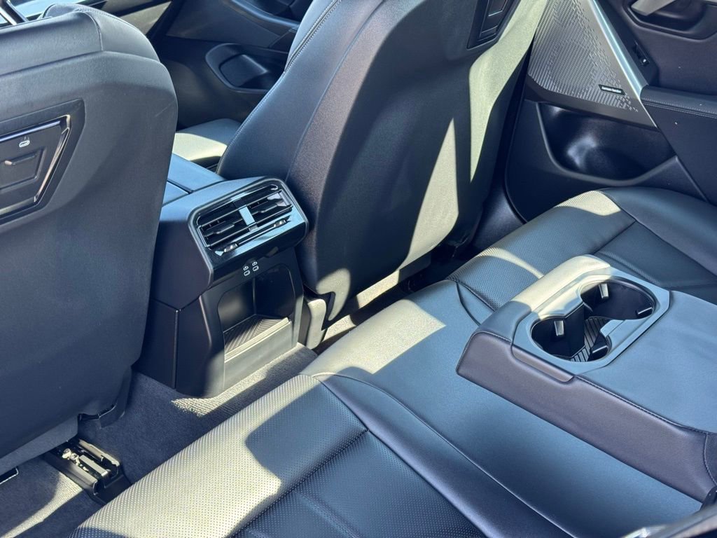 Certified 2025 BMW 530i xDrive AWD/4WD image 21