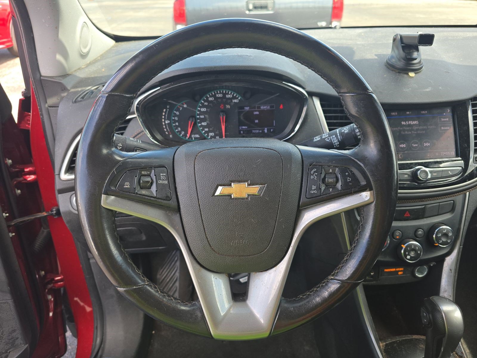 Used 2020 Chevrolet Trax LT w/ Driver Confidence Package image 15