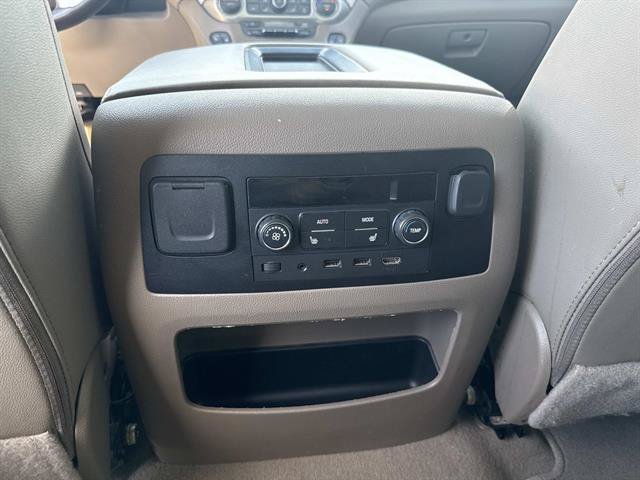Used 2019 GMC Yukon SLT w/ Open Road Package AWD/4WD image 18