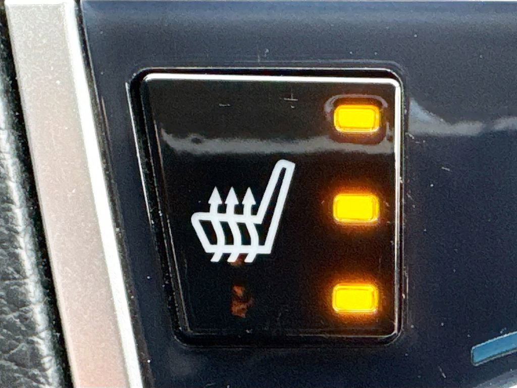 Used 2018 Subaru Outback 3.6R Limited image 26