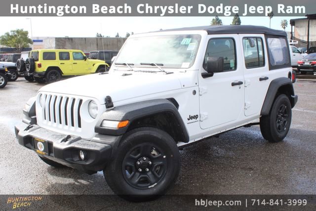 Used 2023 Jeep Wrangler Sport image 11