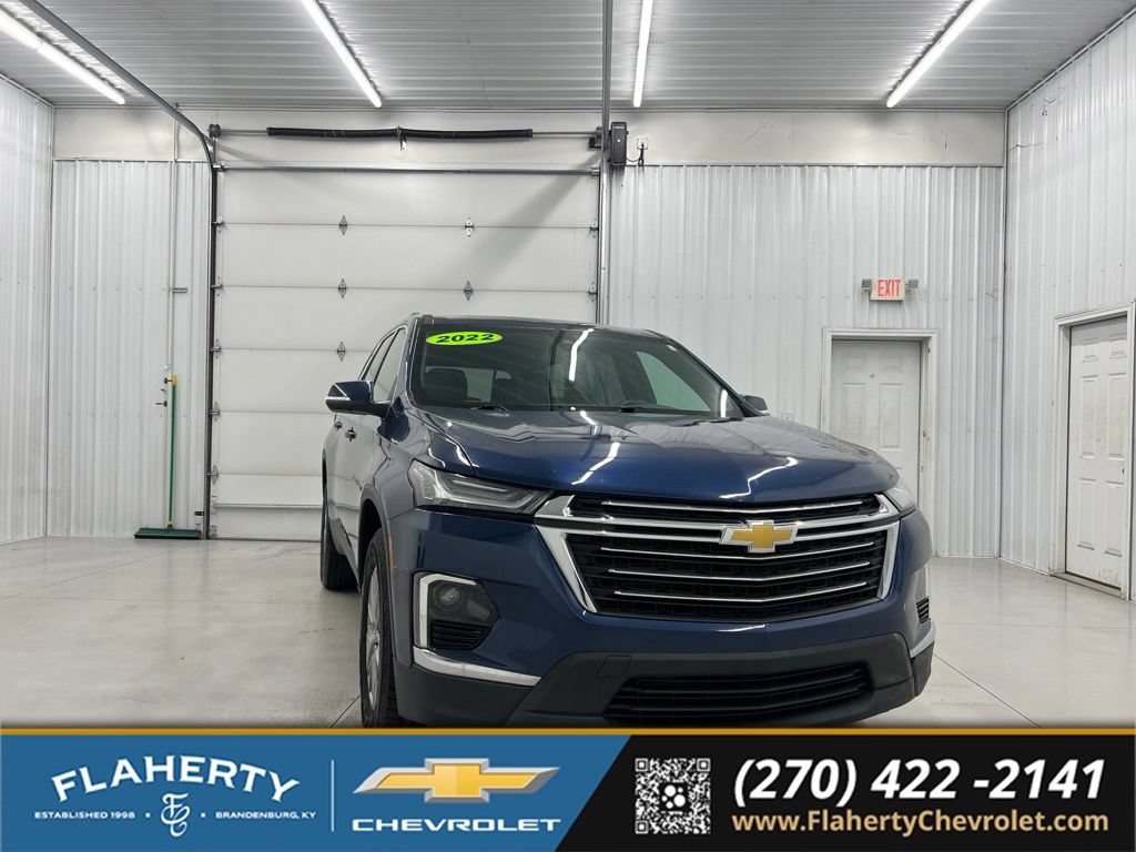Used 2022 Chevrolet Traverse LT