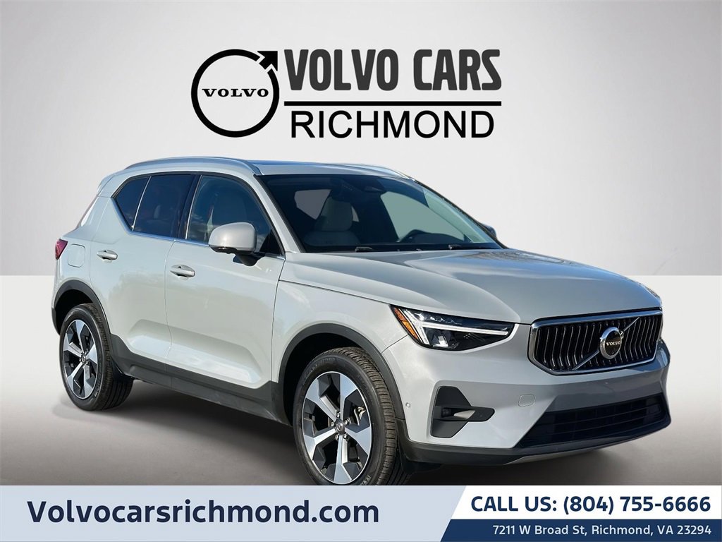 Used 2024 Volvo XC40 B5 Plus