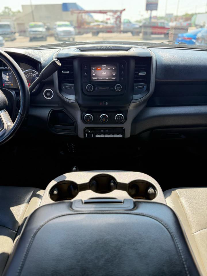 Used 2023 RAM 3500 Tradesman w/ Chrome Appearance Group AWD/4WD image 18
