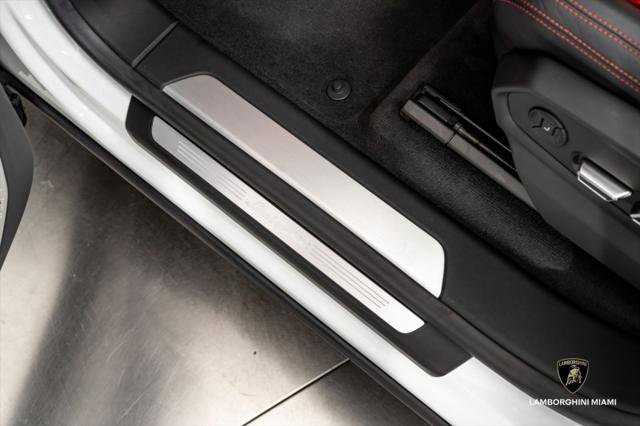 Used 2022 Lamborghini Urus image 25