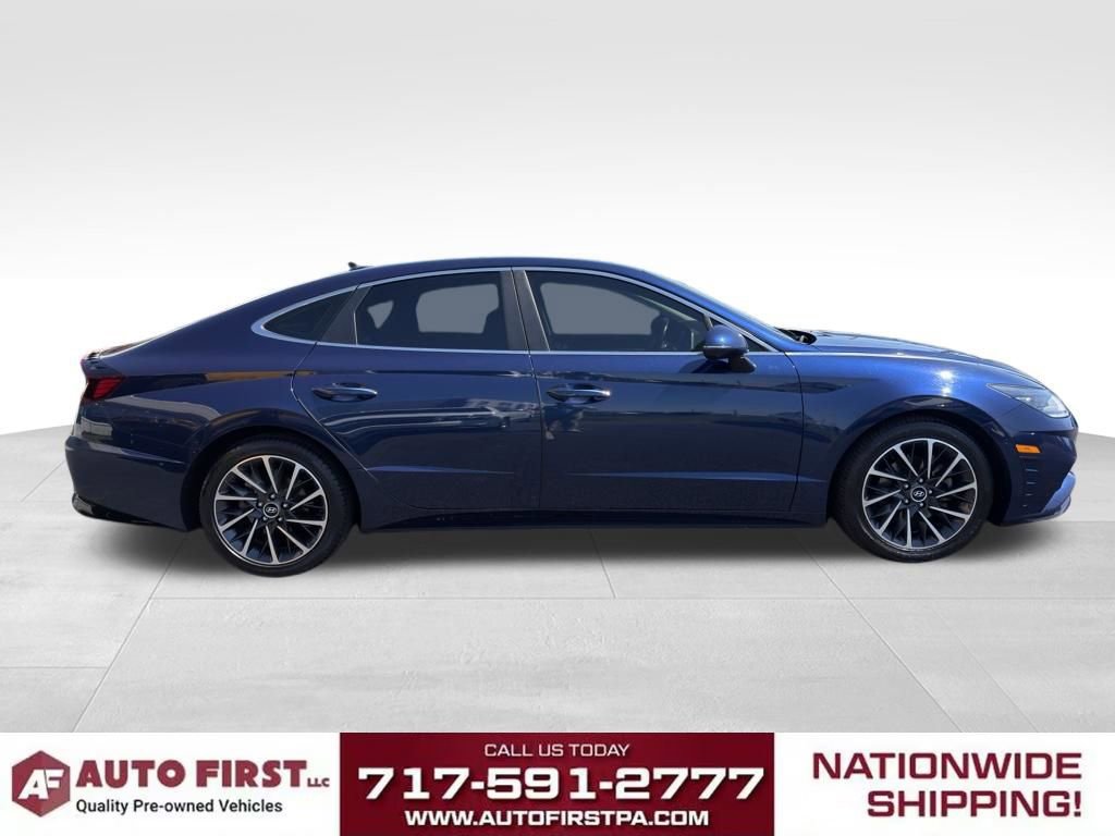 Used 2022 Hyundai Sonata Limited w/ Preferred Accessory Package FWD image 2