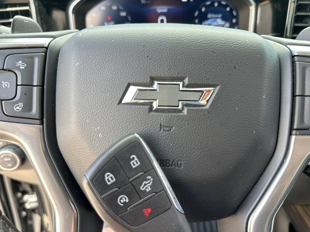Used 2023 Chevrolet Silverado 1500 RST w/ Z71 Off-Road Package AWD/4WD image 41