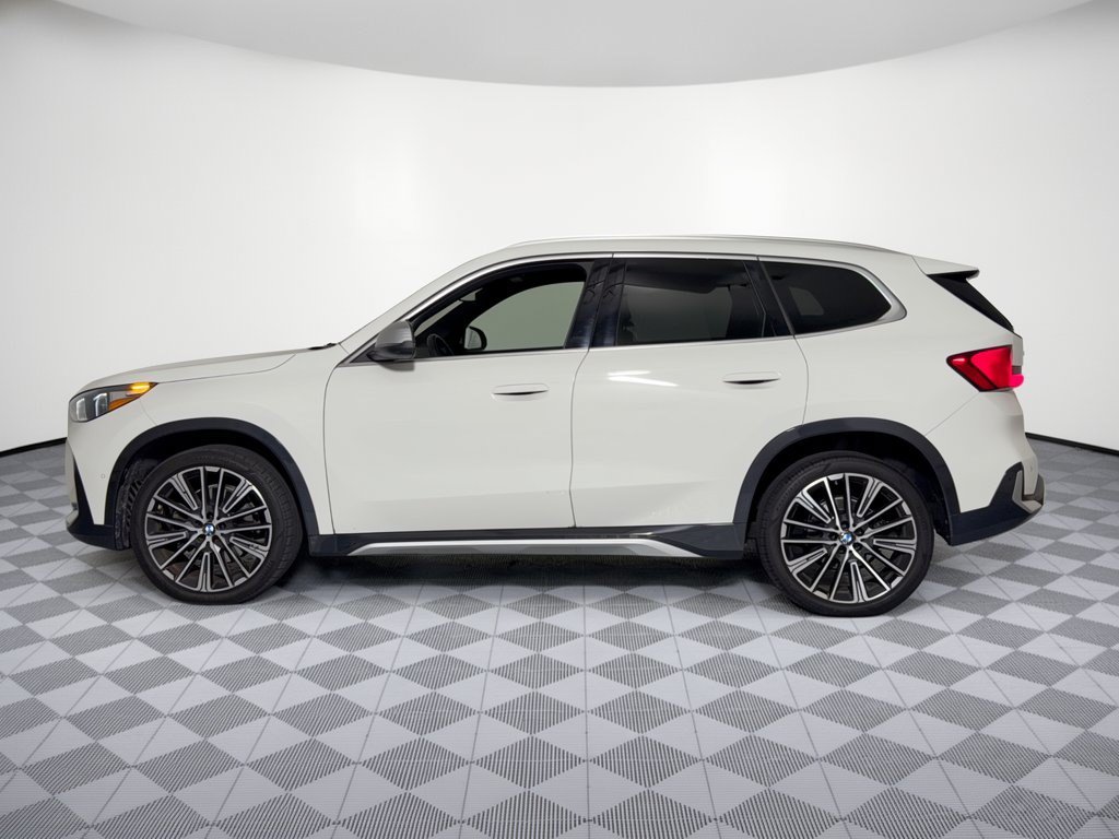 Certified 2024 BMW X1 xDrive28i w/ Premium Package AWD/4WD image 2