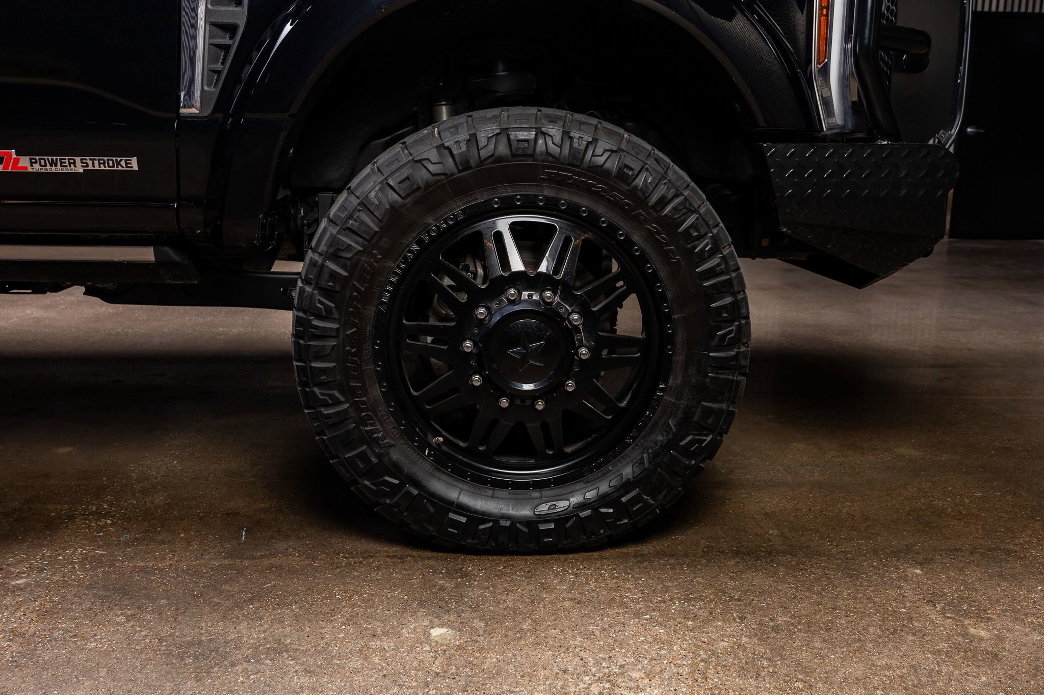 Used 2024 Ford F450 Limited w/ FX4 Off-Road Package AWD/4WD image 11