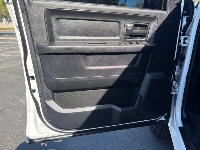 Used 2016 RAM 2500 Tradesman w/ Chrome Appearance Group RWD image 10