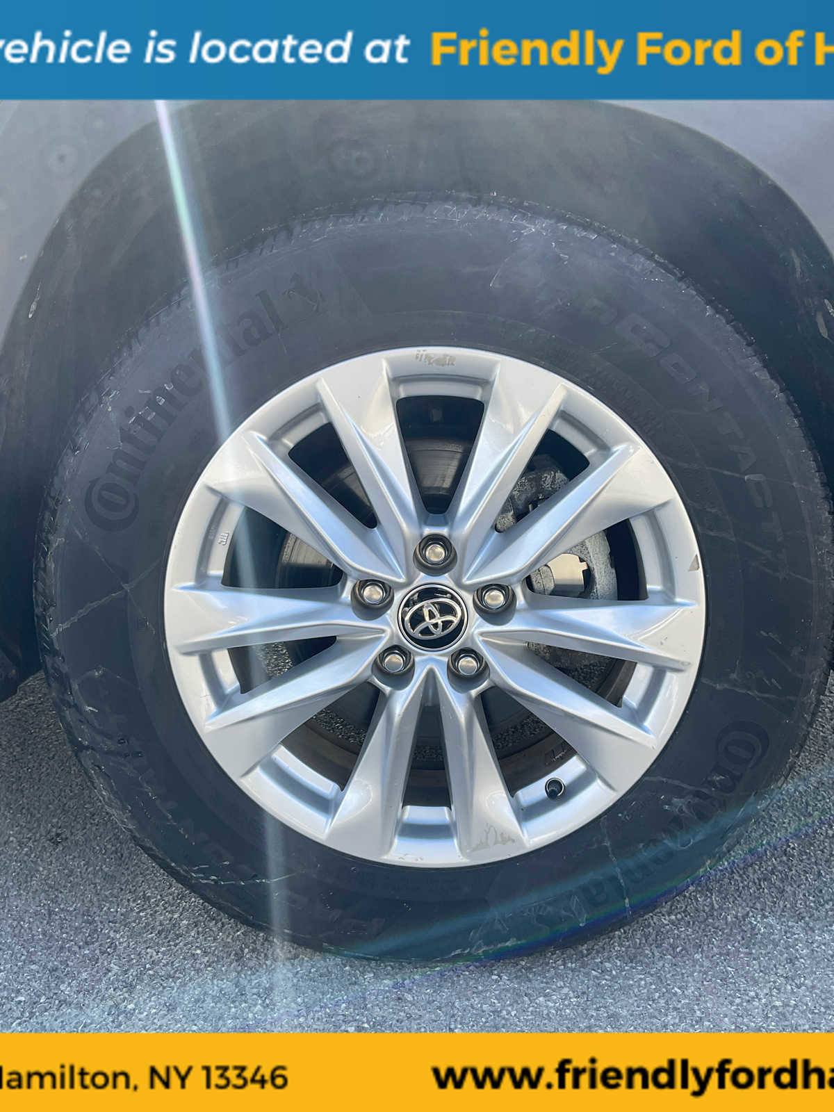 Used 2023 Toyota Corolla Cross LE w/ Moonroof Package image 12