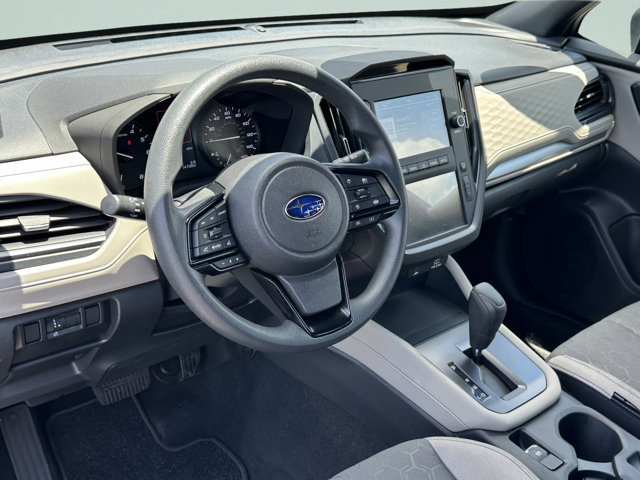 Used 2025 Subaru Forester AWD/4WD image 19