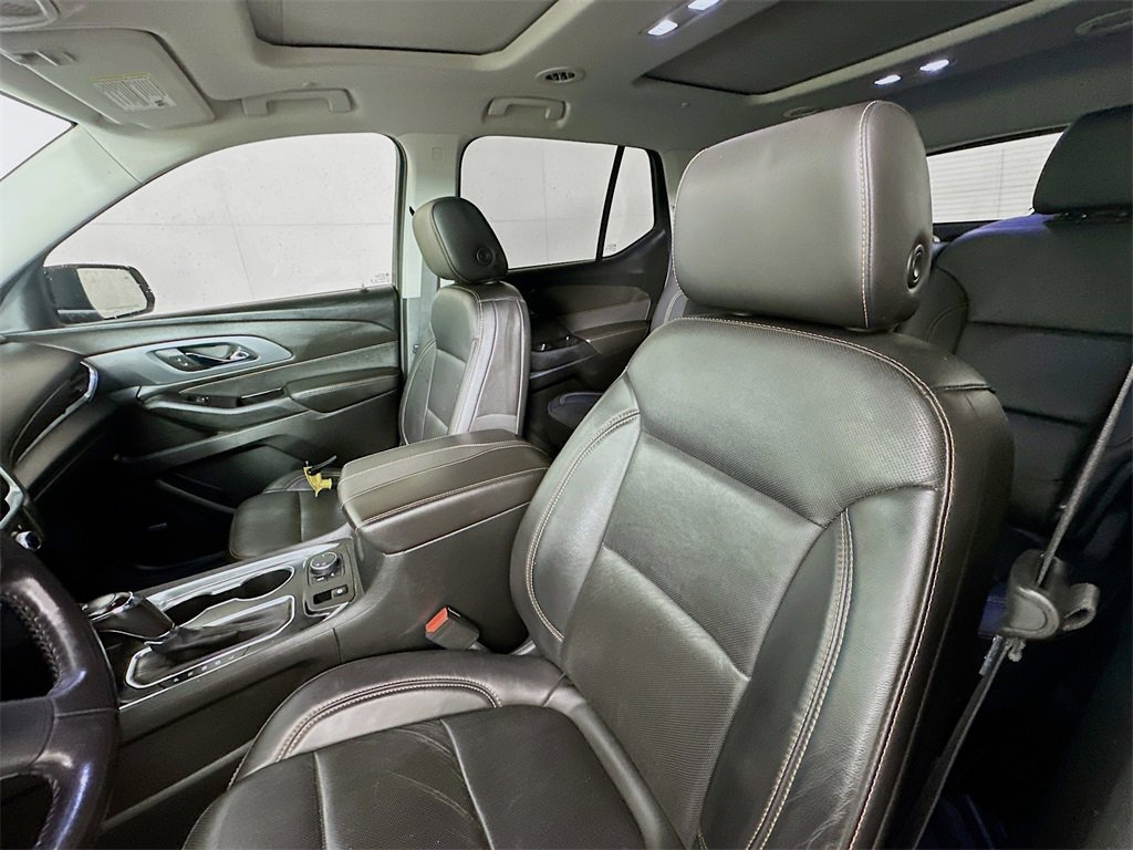 Used 2020 Chevrolet Traverse Premier w/ Redline Edition image 22