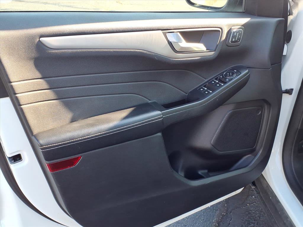 Certified 2022 Ford Escape SEL w/ Technology Package image 8