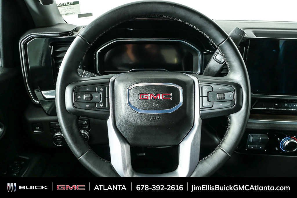 Used 2025 GMC Sierra 1500 SLT AWD/4WD image 9