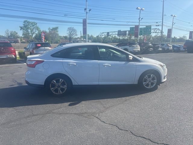 Used 2013 Ford Focus SE FWD image 12
