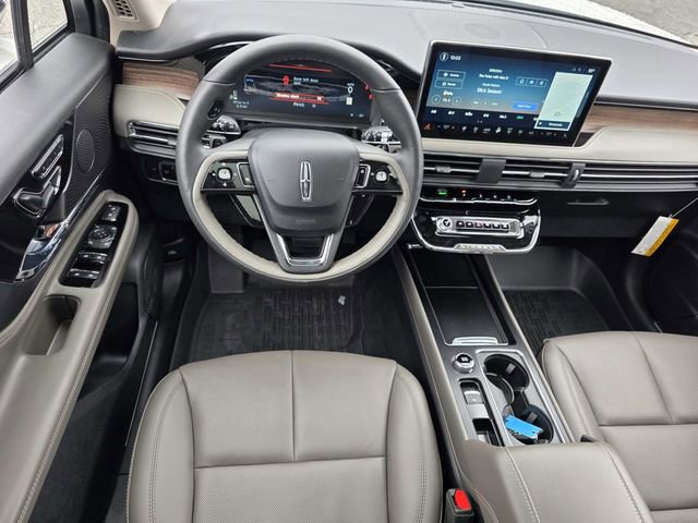 New 2026 Lincoln Corsair Reserve image 6