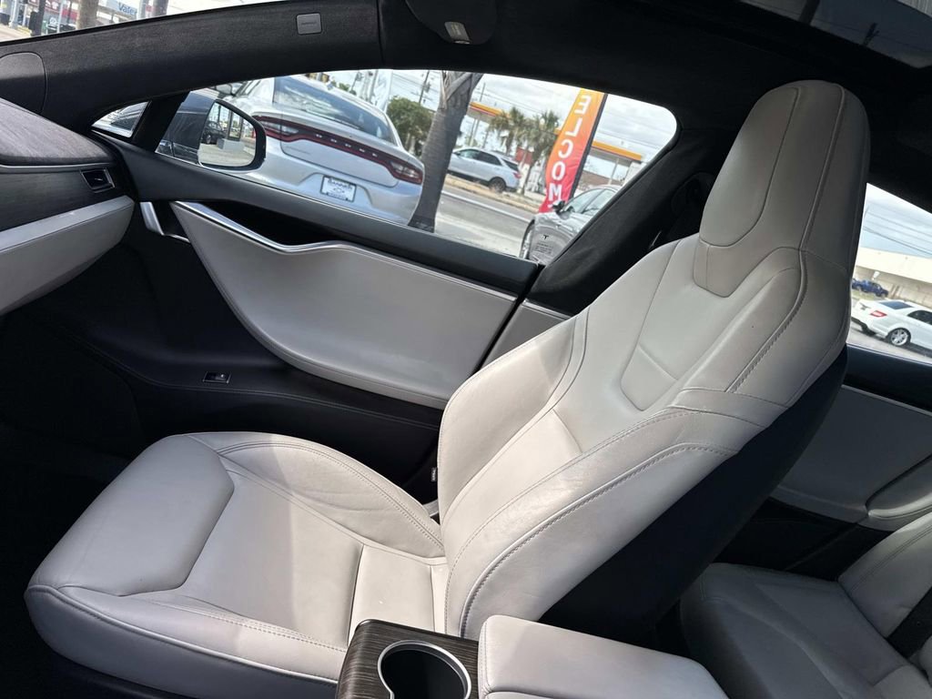 Used 2016 Tesla Model S 70D image 16