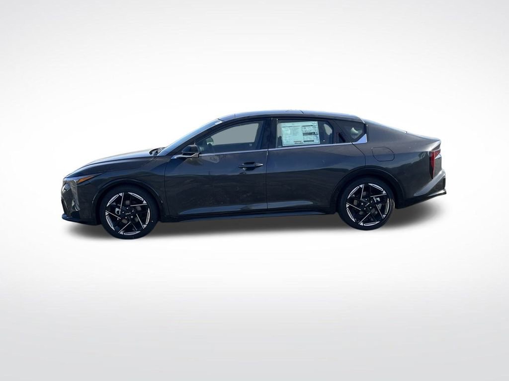 New 2025 Kia K4 GT-Line image 2