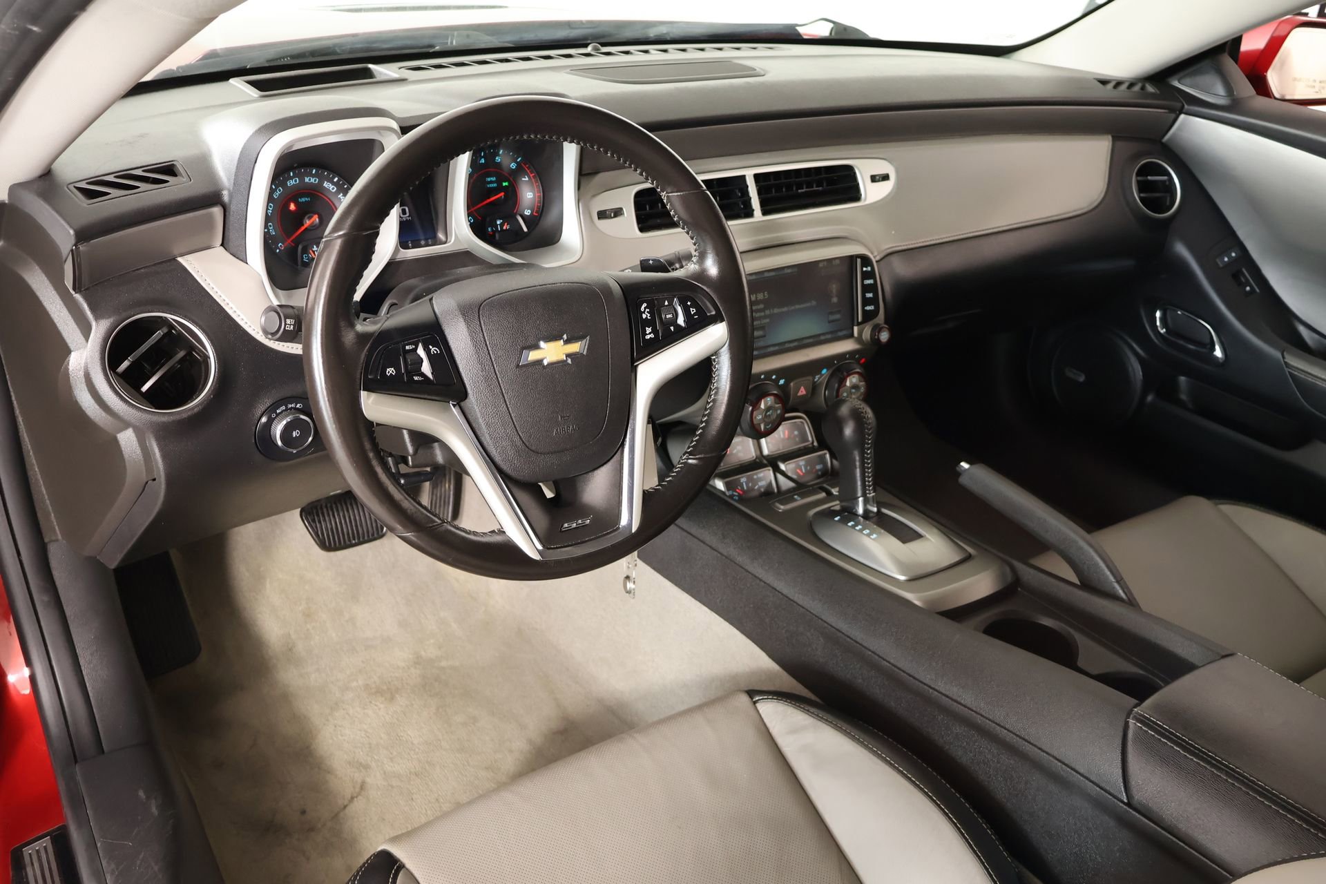 Used 2015 Chevrolet Camaro SS w/ RS Package RWD image 2
