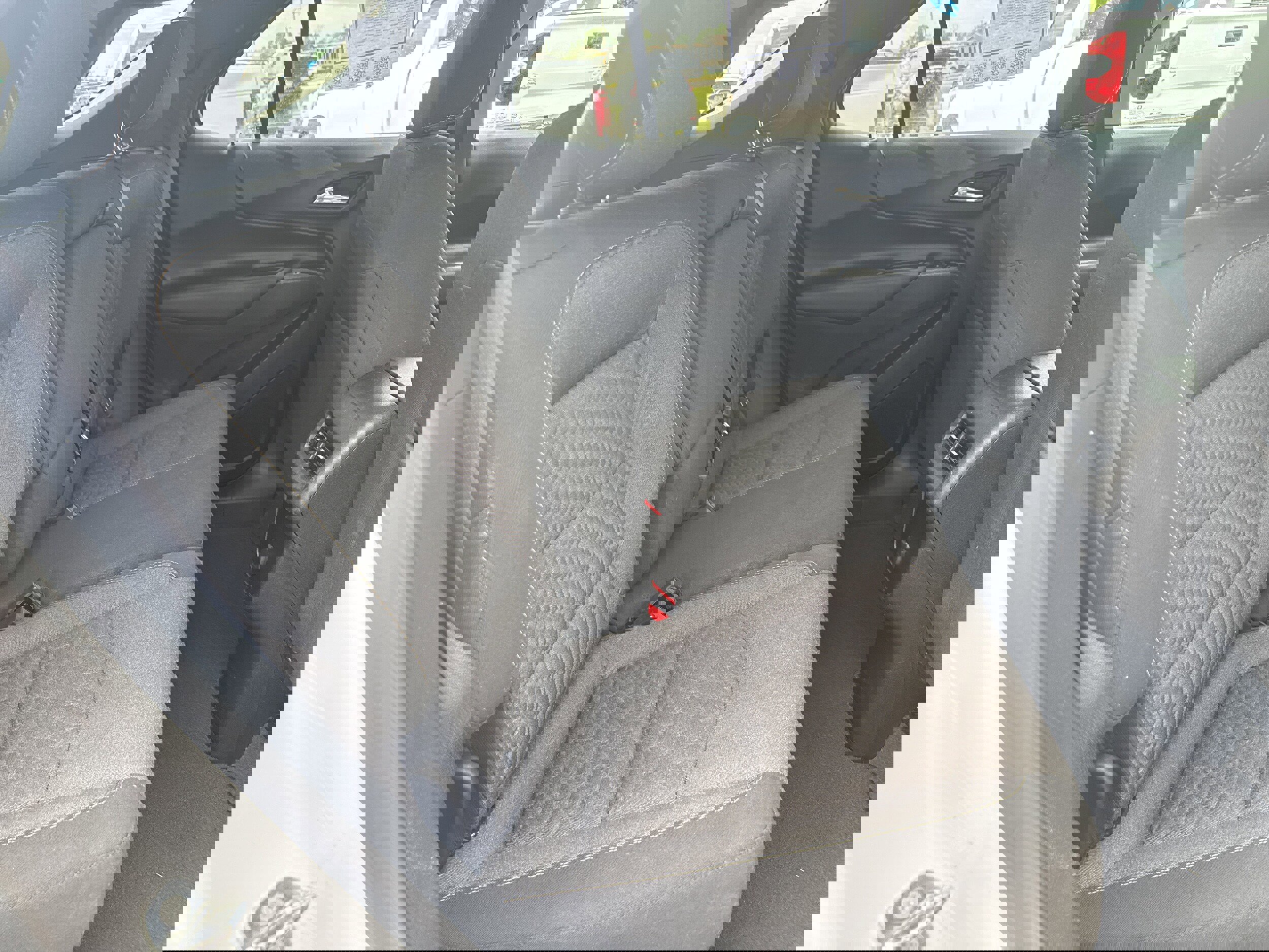 Used 2018 Chevrolet Equinox LT image 13