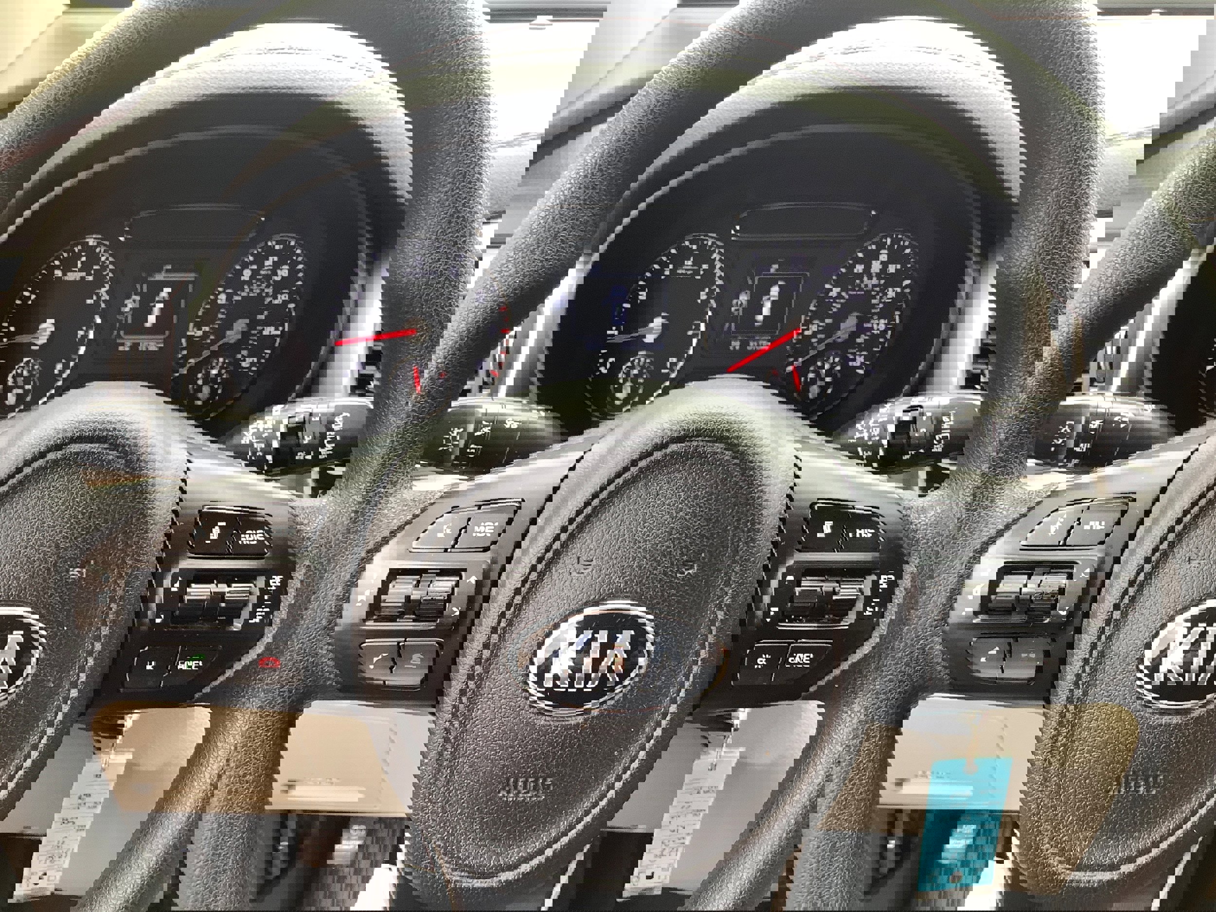 Used 2017 Kia Sorento AWD image 17