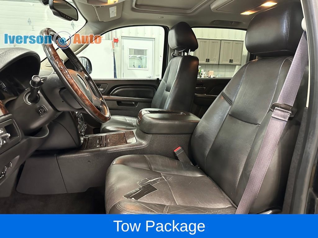 Used 2014 GMC Yukon XL Denali image 16
