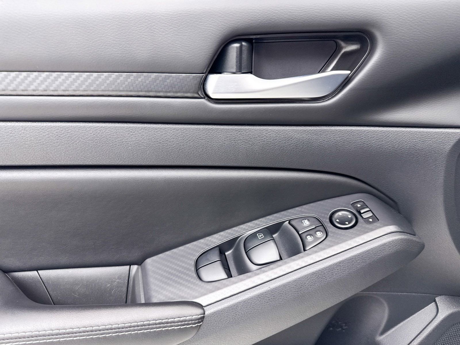 Used 2024 Nissan Altima 2.5 SV w/ SV Premium Package image 28