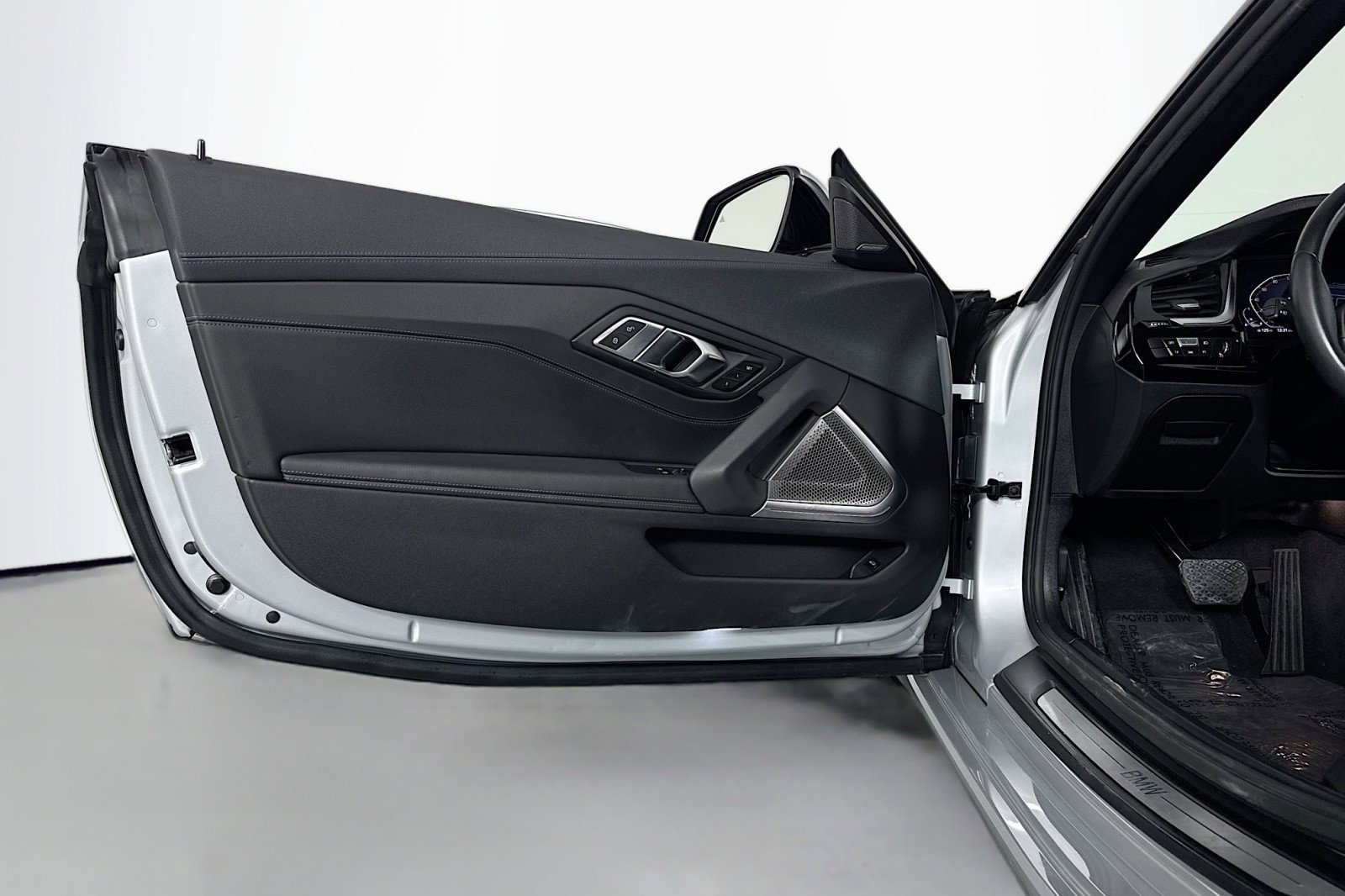 Used 2021 BMW Z4 sDrive30i w/ Executive Package image 20