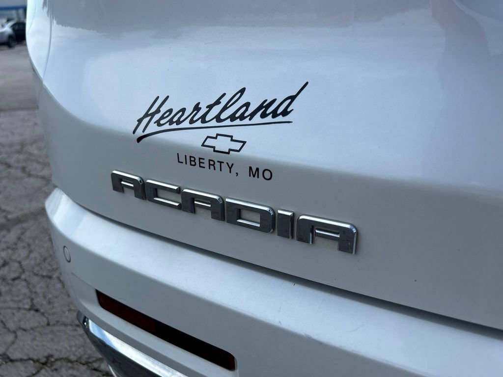 Used 2018 GMC Acadia Denali AWD/4WD image 13