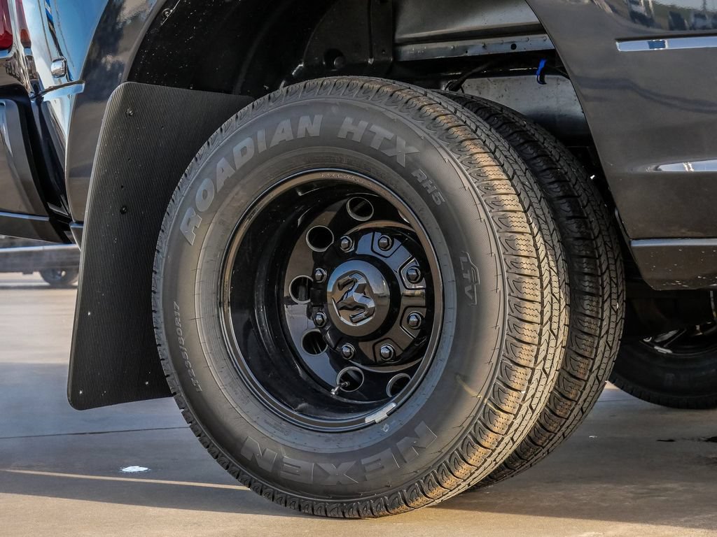 New 2026 RAM 3500 Laramie w/ Night Edition AWD/4WD image 70