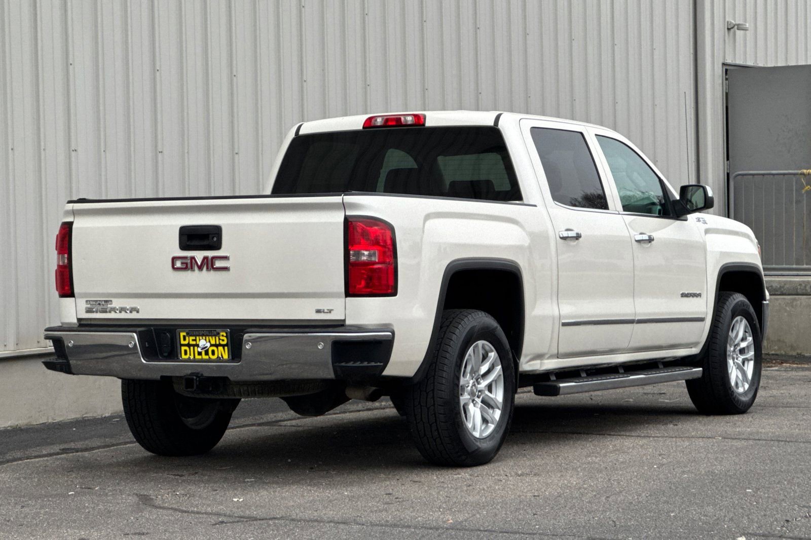 Used 2014 GMC Sierra 1500 SLT w/ SLT Crew Cab Value Package AWD/4WD image 4