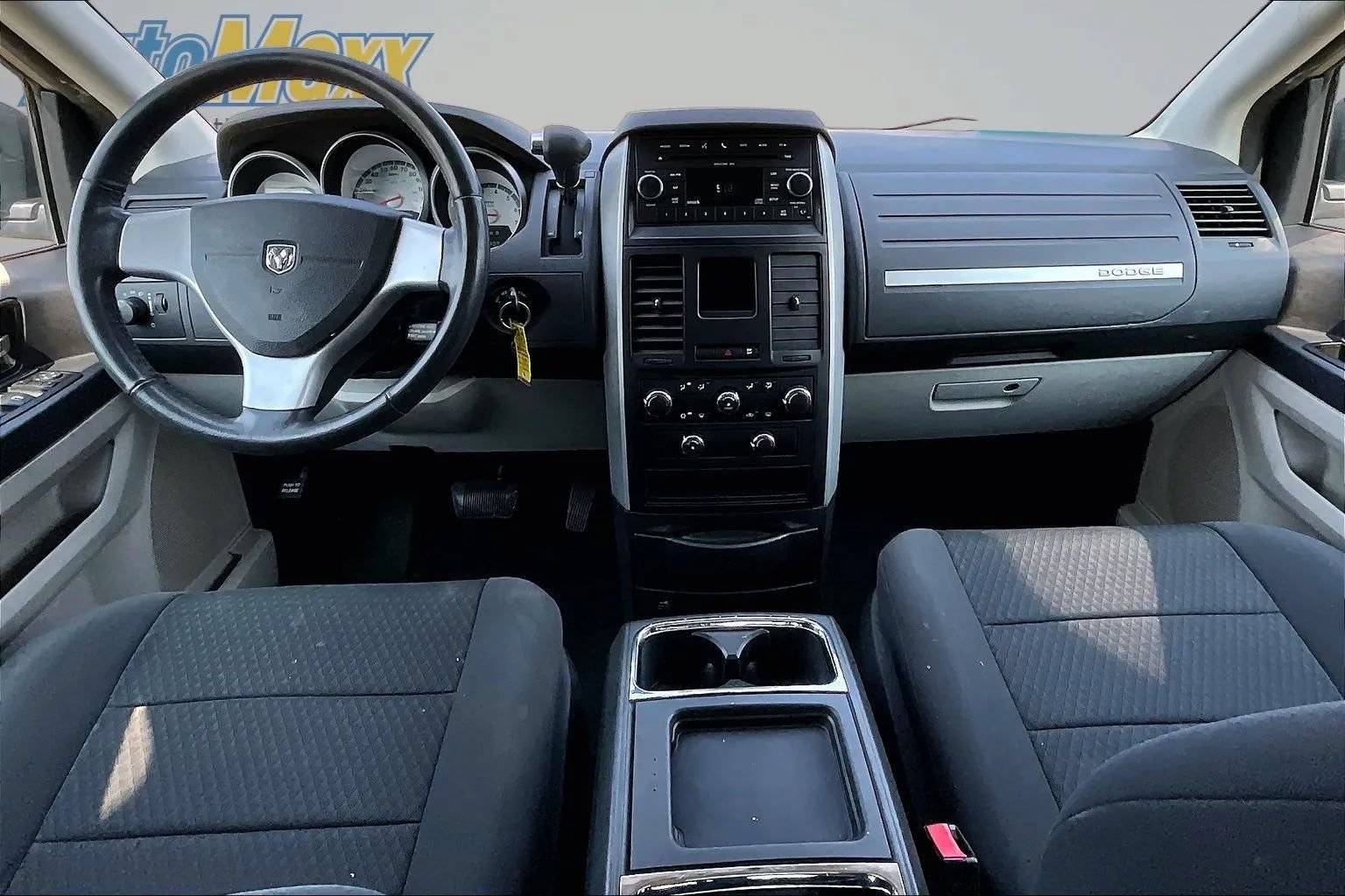 Used 2010 Dodge Grand Caravan Hero w/ Popular Equipment Group FWD image 7