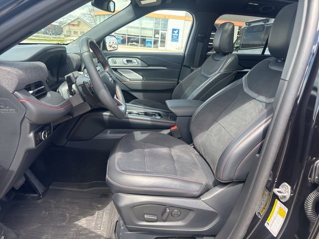 Used 2025 Ford Explorer ST w/ Sun And Sound Package AWD/4WD image 9