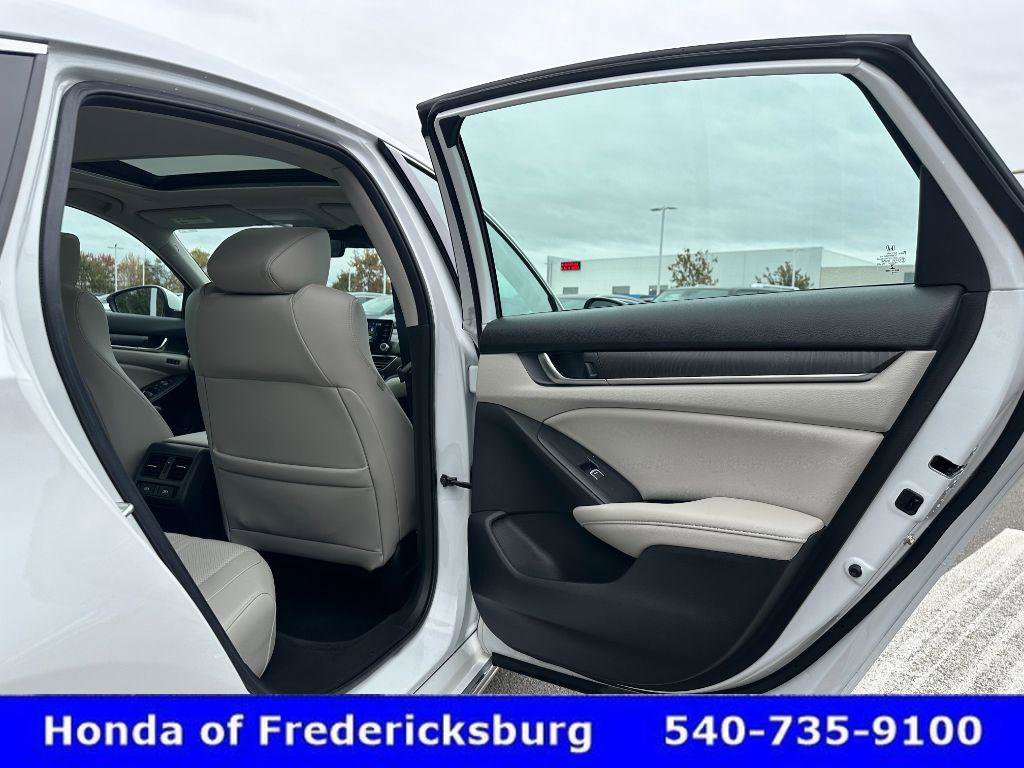 Used 2022 Honda Accord EX-L image 33