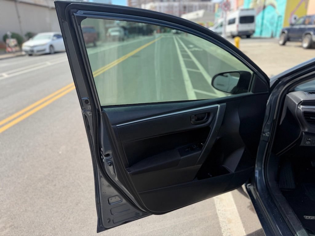 Used 2015 Toyota Corolla L FWD image 8
