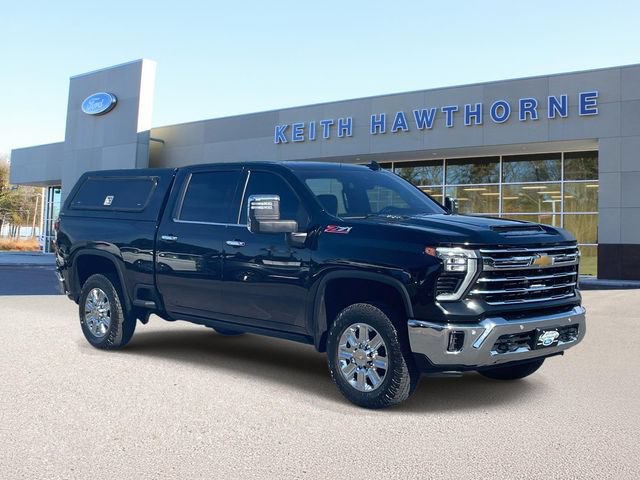 Used 2024 Chevrolet Silverado 2500 LTZ w/ LTZ Plus Package AWD/4WD image 1