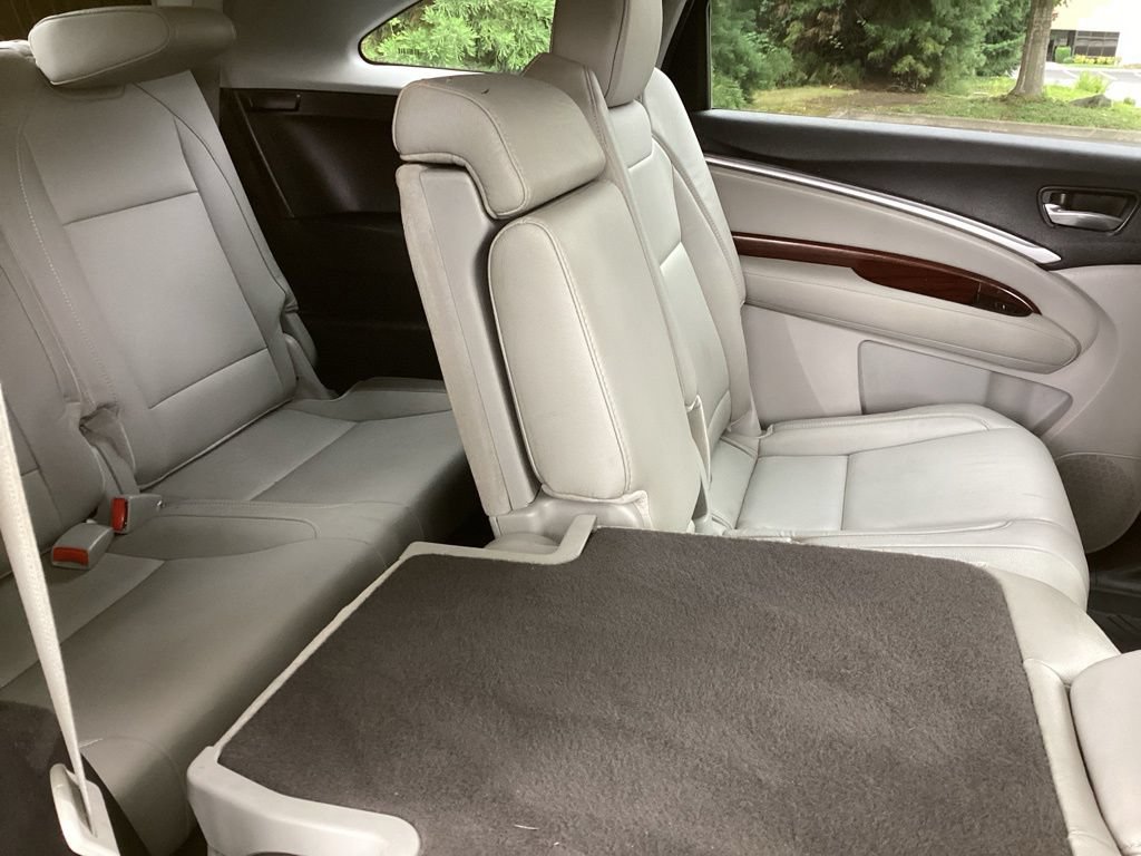 Used 2017 Acura MDX SH-AWD w/ Technology Package image 6