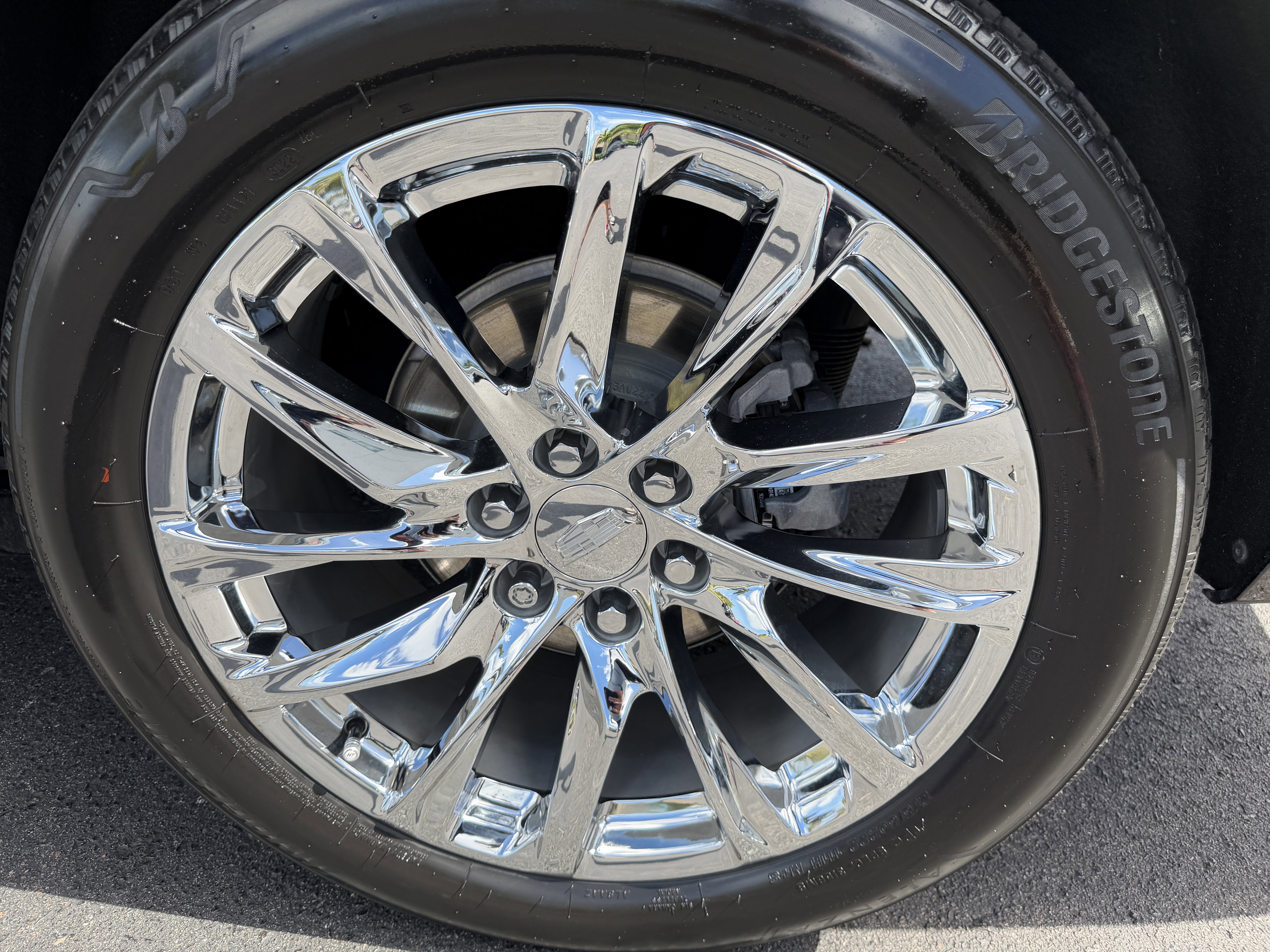 Certified 2023 Cadillac Escalade Premium Luxury Platinum w/ LPO, Radiant Package image 35