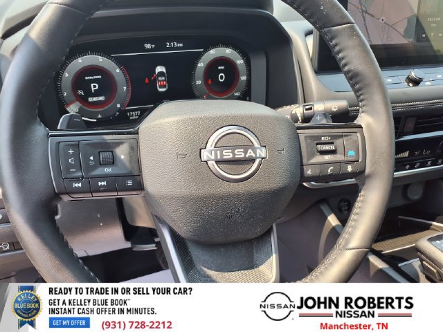 Certified 2025 Nissan Rogue SL FWD image 22