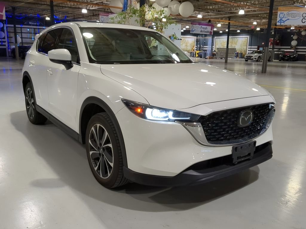 Used 2023 MAZDA CX-5 AWD 2.5 S w/ Premium Plus Pkg image 3