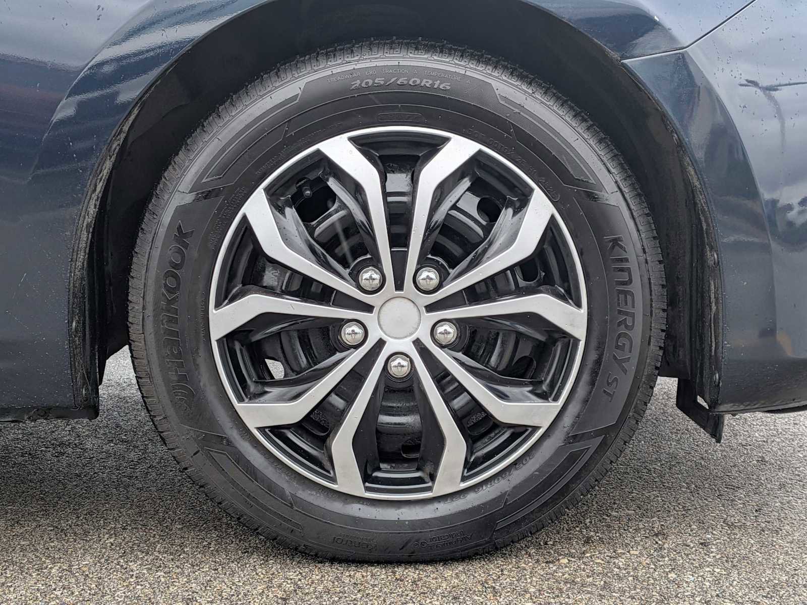 Used 2016 MAZDA MAZDA3 i Sport FWD image 14