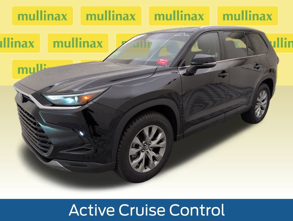 Used 2024 Toyota Grand Highlander Limited image 14