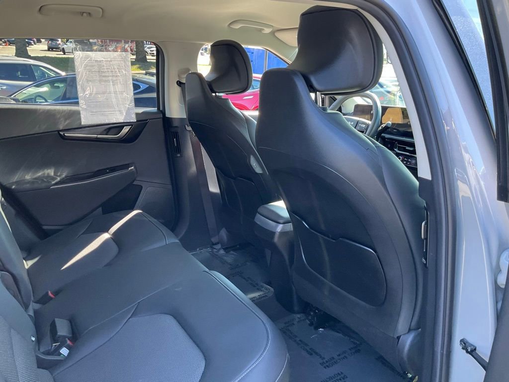 Used 2025 Kia EV6 Light image 47