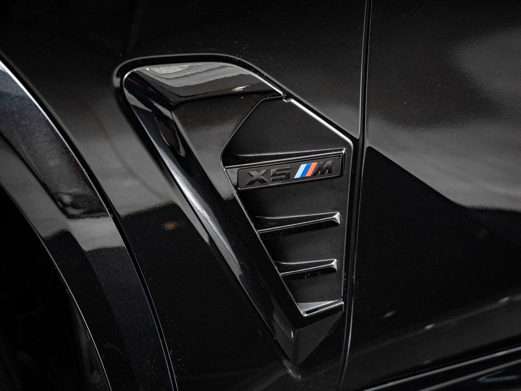New 2026 BMW X5 M Competition w/ Executive Package AWD/4WD image 17