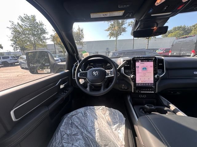 New 2026 RAM 3500 Big Horn AWD/4WD image 14