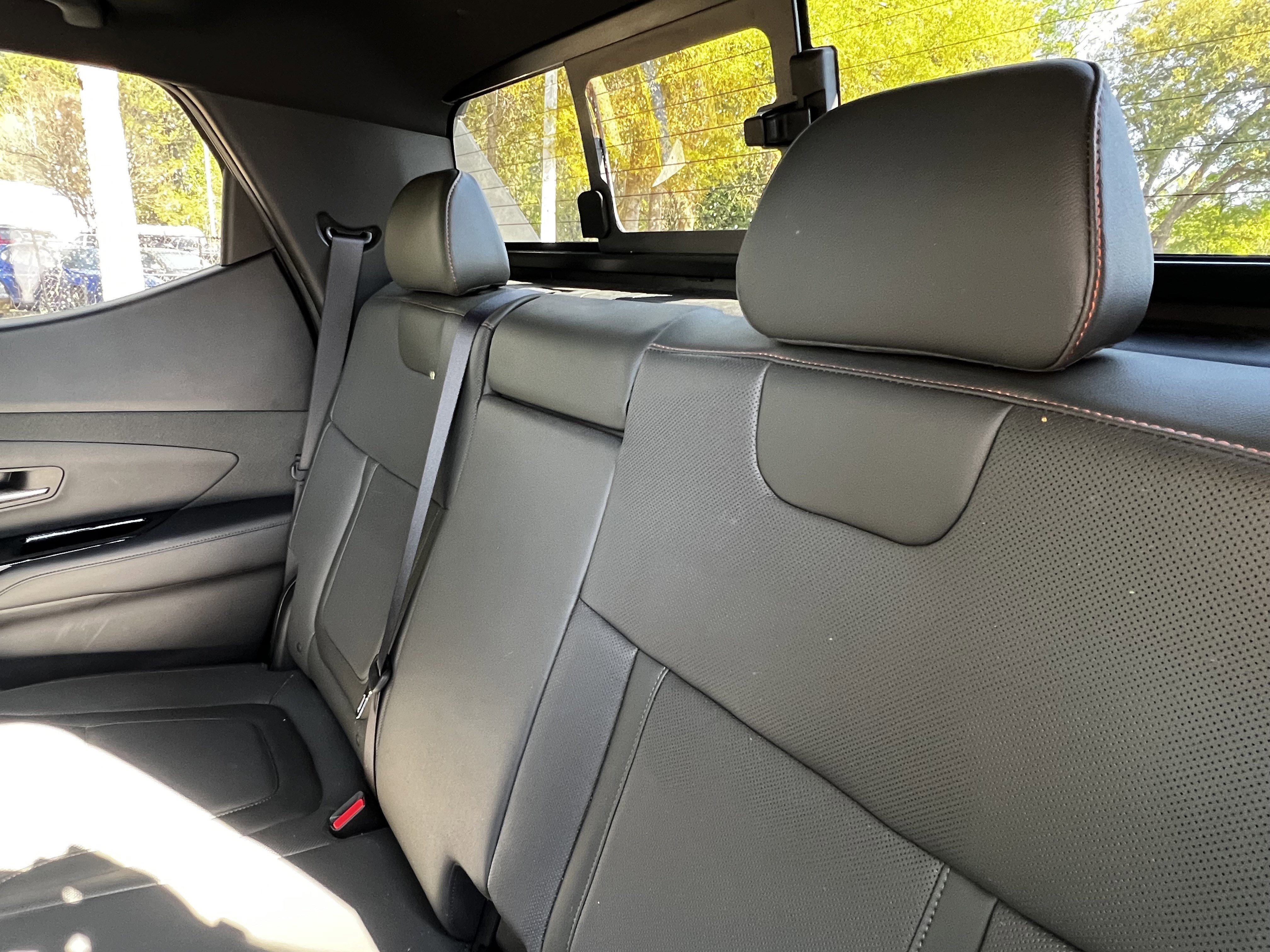 Used 2023 Hyundai Santa Cruz Limited image 32