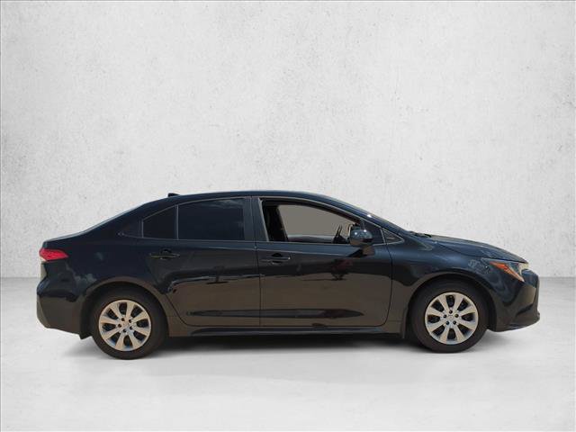 Certified 2025 Toyota Corolla LE FWD image 4