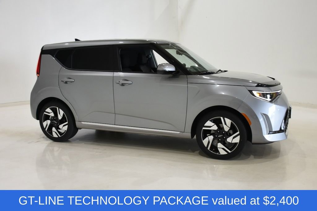 Used 2025 Kia Soul GT-Line w/ GT-Line Technology Package FWD image 3