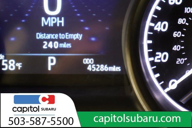 Used 2021 Toyota Camry SE w/ Cold Weather Package image 16